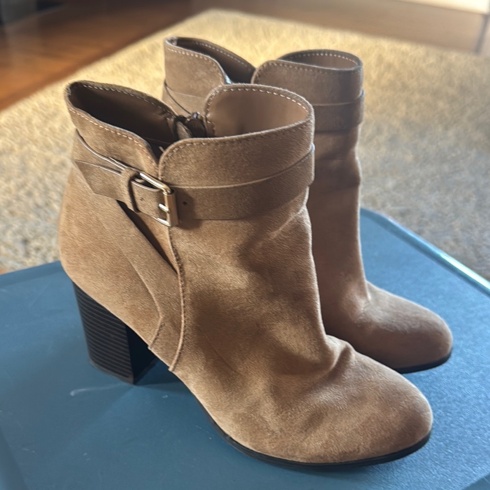 LC Lauren Conrad Tan Ankle Booties